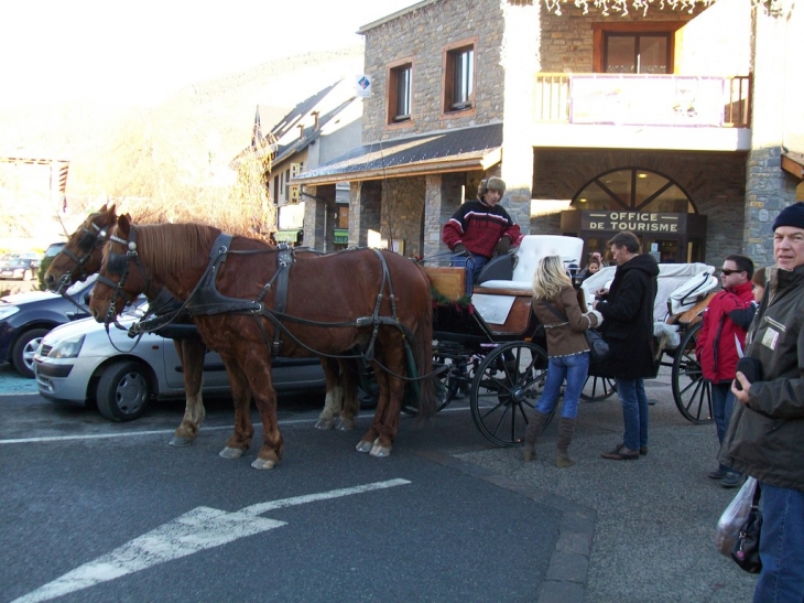 Promenade en calèche départ devant l'office du tourisme - Saint-Lary-Soulan