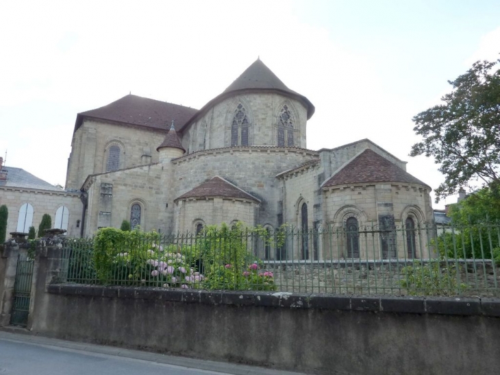 Chevet église St Sauveur - Figeac