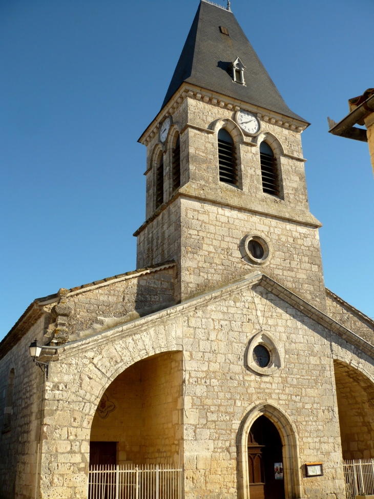 L'église Saint-Clair remaniée en 1711. - Fontanes
