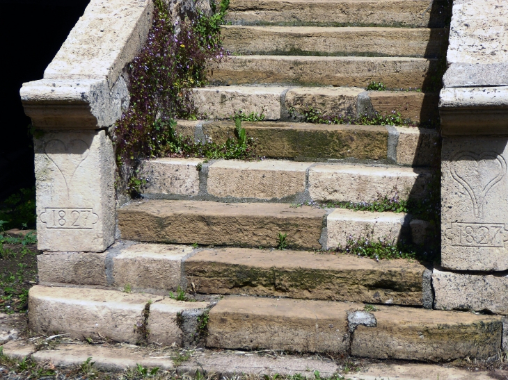 L'escalier daté - Lentillac-Saint-Blaise