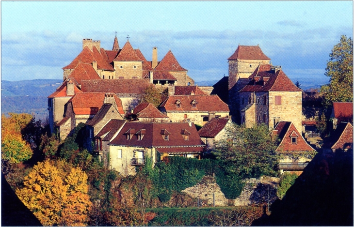 Le Village, vers 1990 (carte postale). - Loubressac