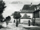 La place, vers 1908 (carte postale ancienne).