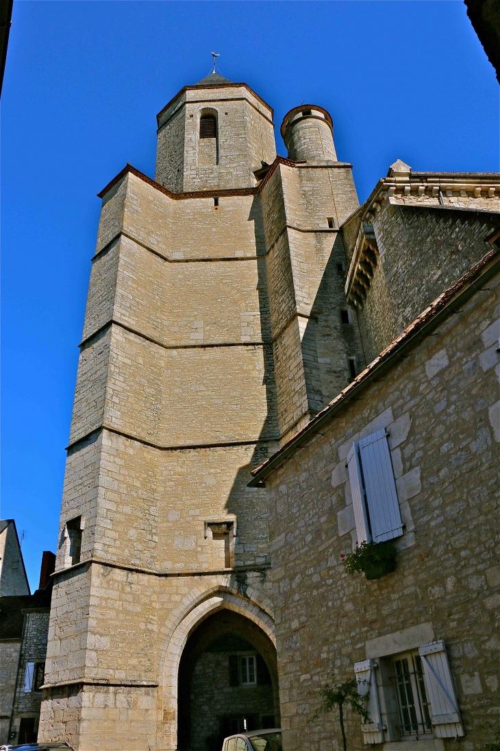 Le clocher de l'église Saint Maur - Martel