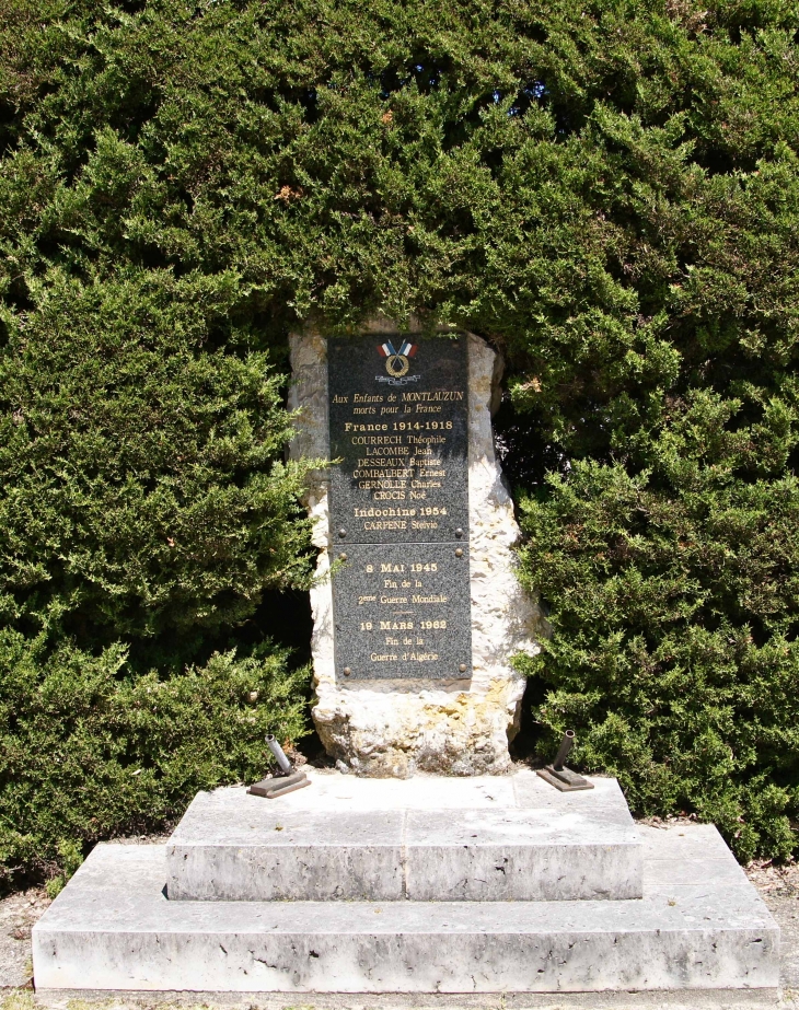Le Monument aux Morts - Montlauzun