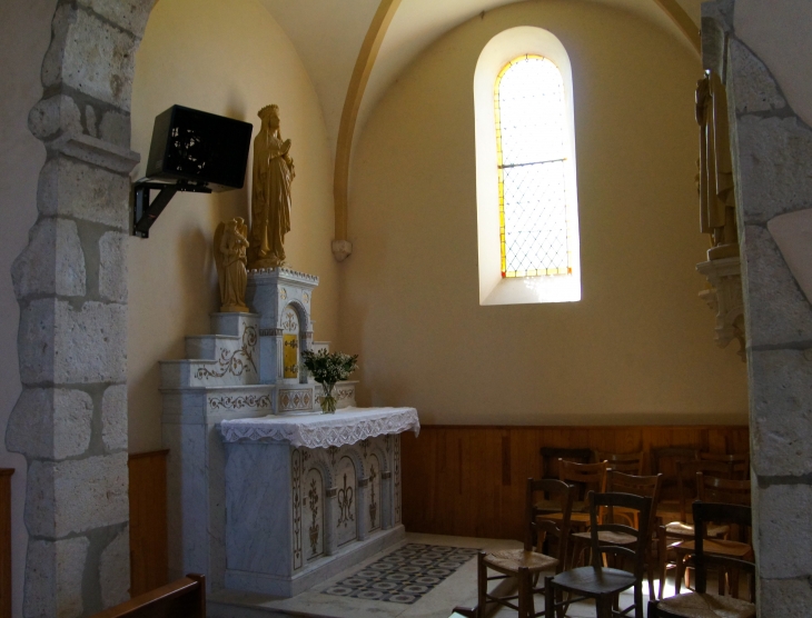 La chapelle latérale sud. - Montlauzun