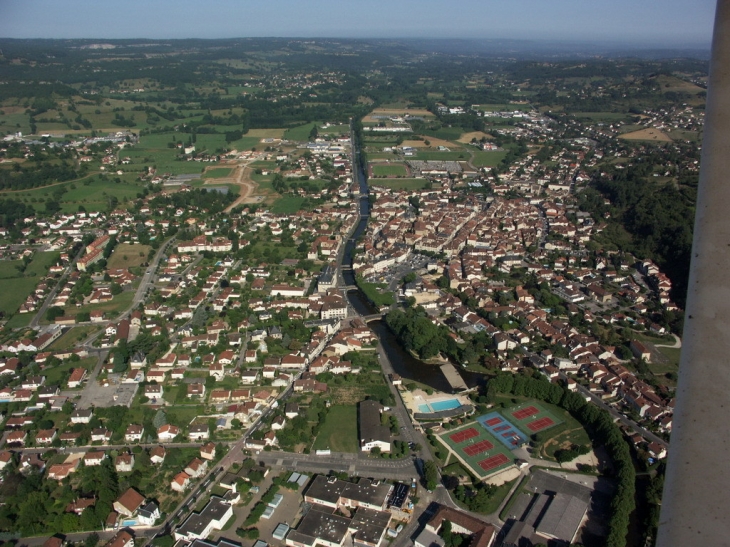 Vue aérienne saint Céré en 2005 - Saint-Céré