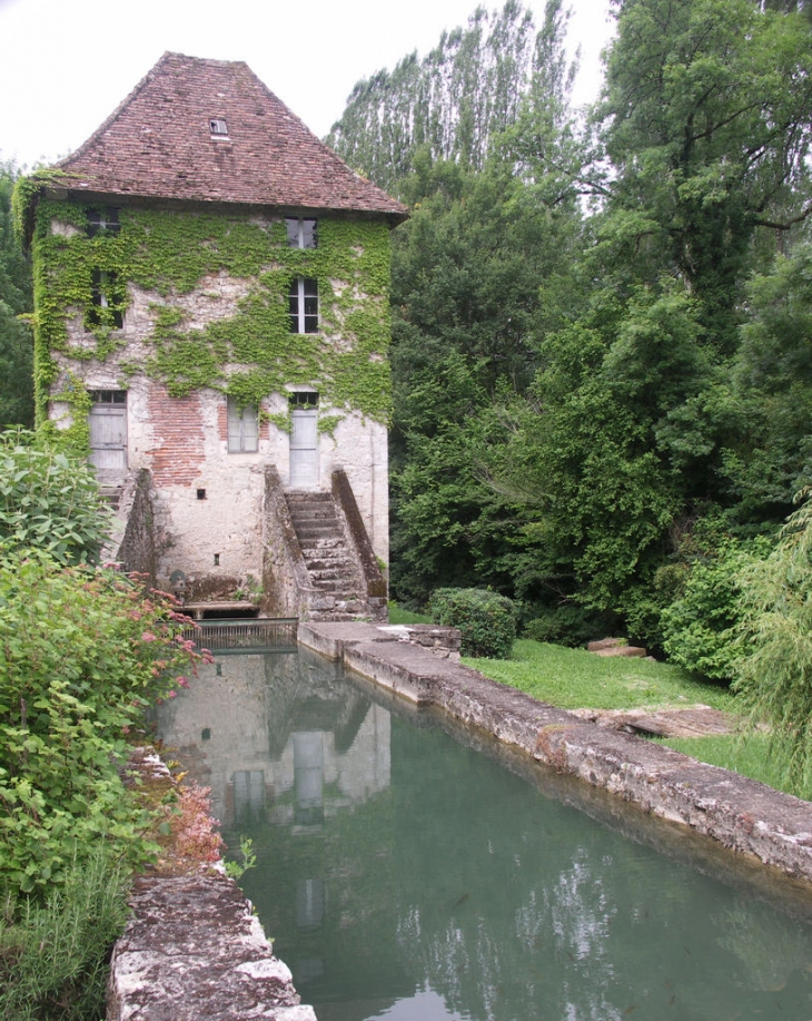 Stvincent 004 - Saint-Vincent-Rive-d'Olt