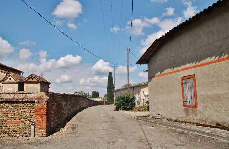 Le Village - Castelsarrasin