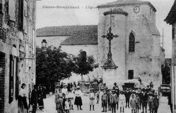 L'église de la Nativité de Notre Dame, début XXe siècle (carte postale ancienne). - Cazes-Mondenard
