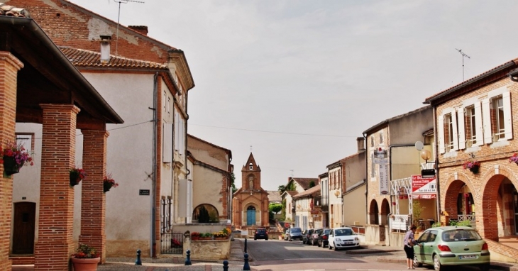 Le Village - Donzac