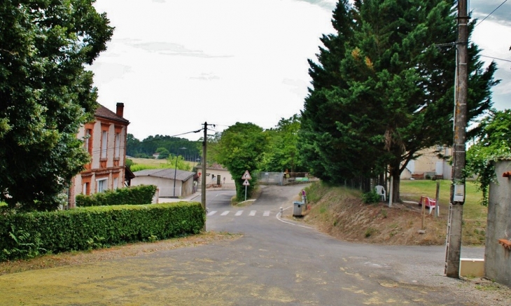 La Commune - Lamothe-Capdeville