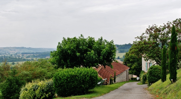 Le Village - Miramont-de-Quercy
