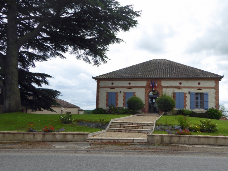 Sainte Thècle : la mairie - Montesquieu