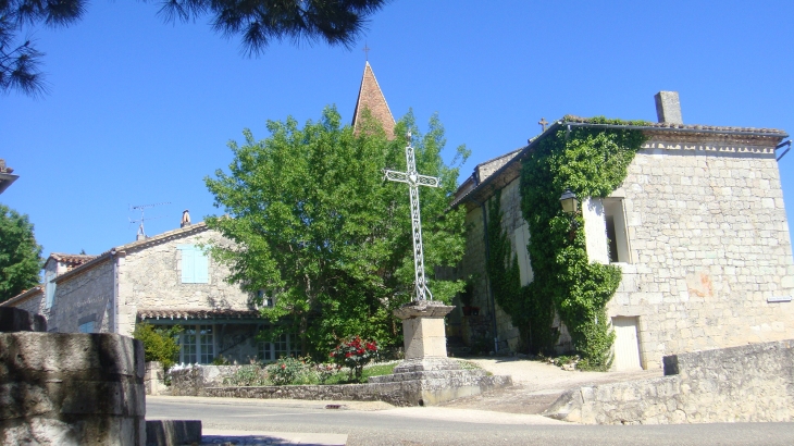Sortie village - Montjoi