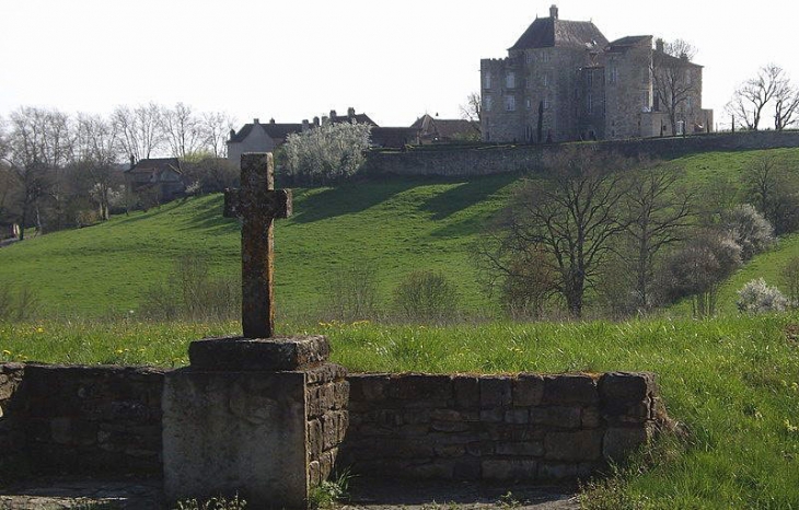 Vue sur le château - Saint-Projet