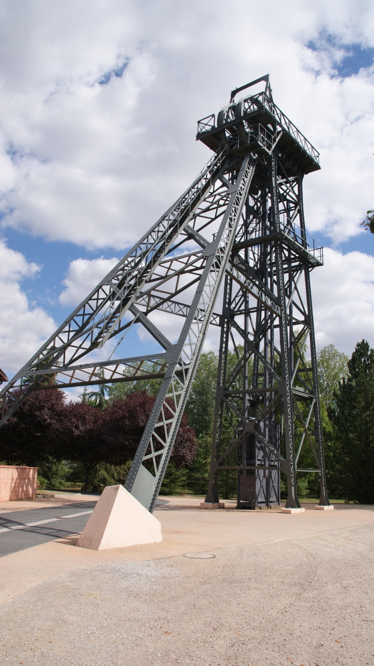 Puits de Mines et Chevalement de Carmaux  - Blaye-les-Mines