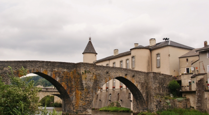Pont-Vieux 12 Em Siècle ( Sur L'Agout ) - Brassac