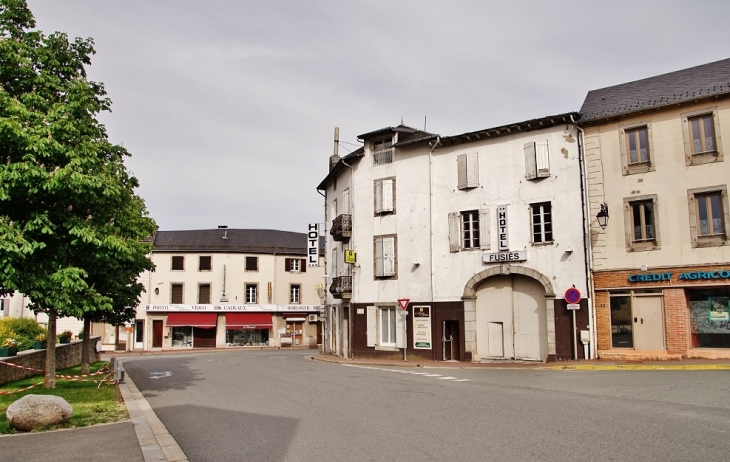 Le Village - Lacaune