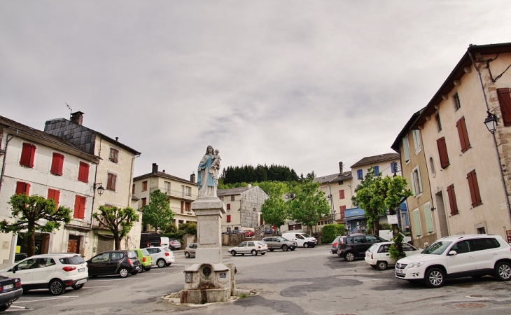 Le Village - Lacaune
