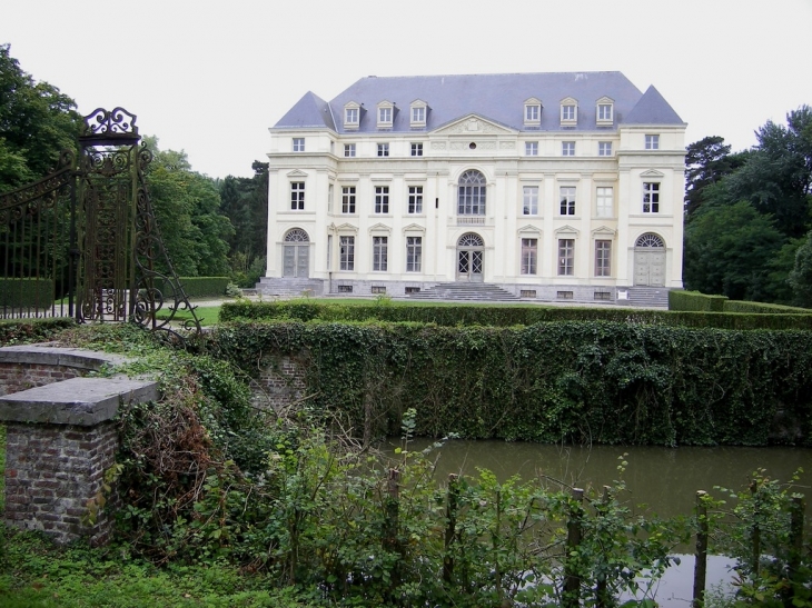 Chateau des Rotours - Avelin