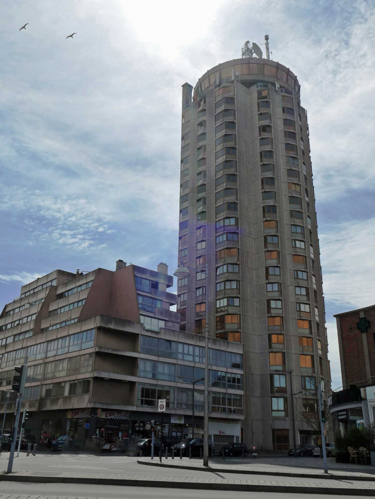 Tour d'habitation dans le centre ville - Dunkerque