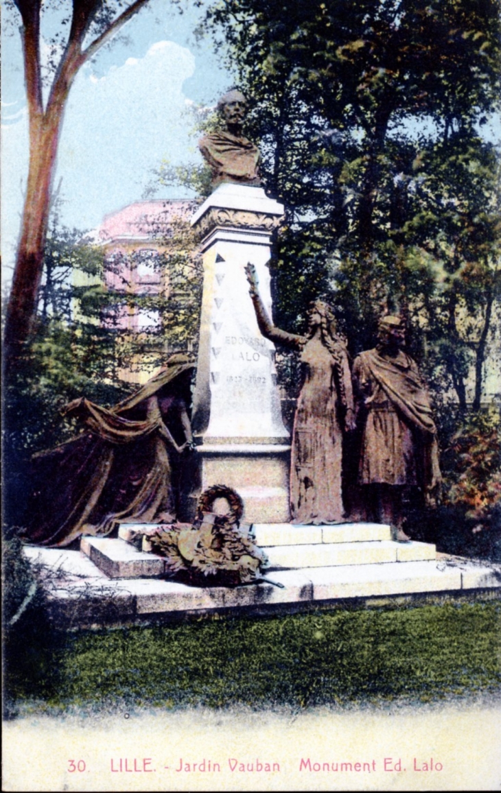 Jardin Vauban - Monument, vers 1930 (carte postale ancienne). - Lille