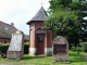 chapelle et monument aux morts