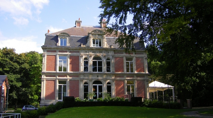Mairie - chateau Baratte - Templeuve
