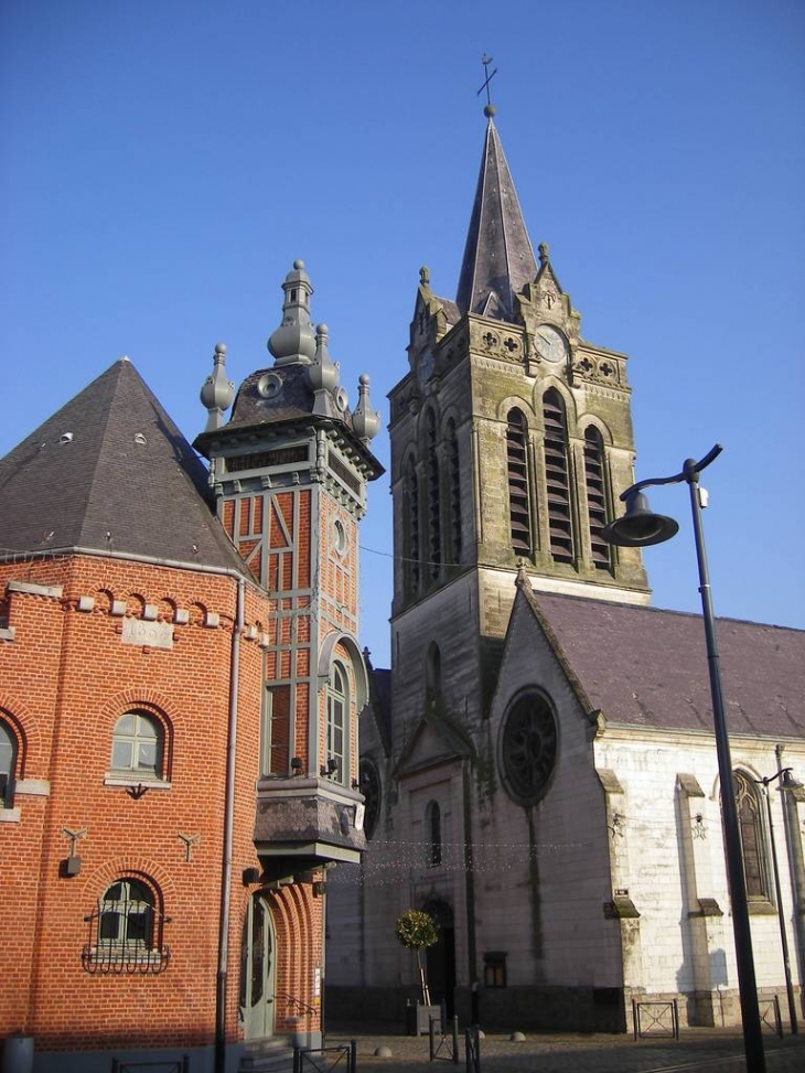 L'église et l'ancienne Mairie - Templeuve