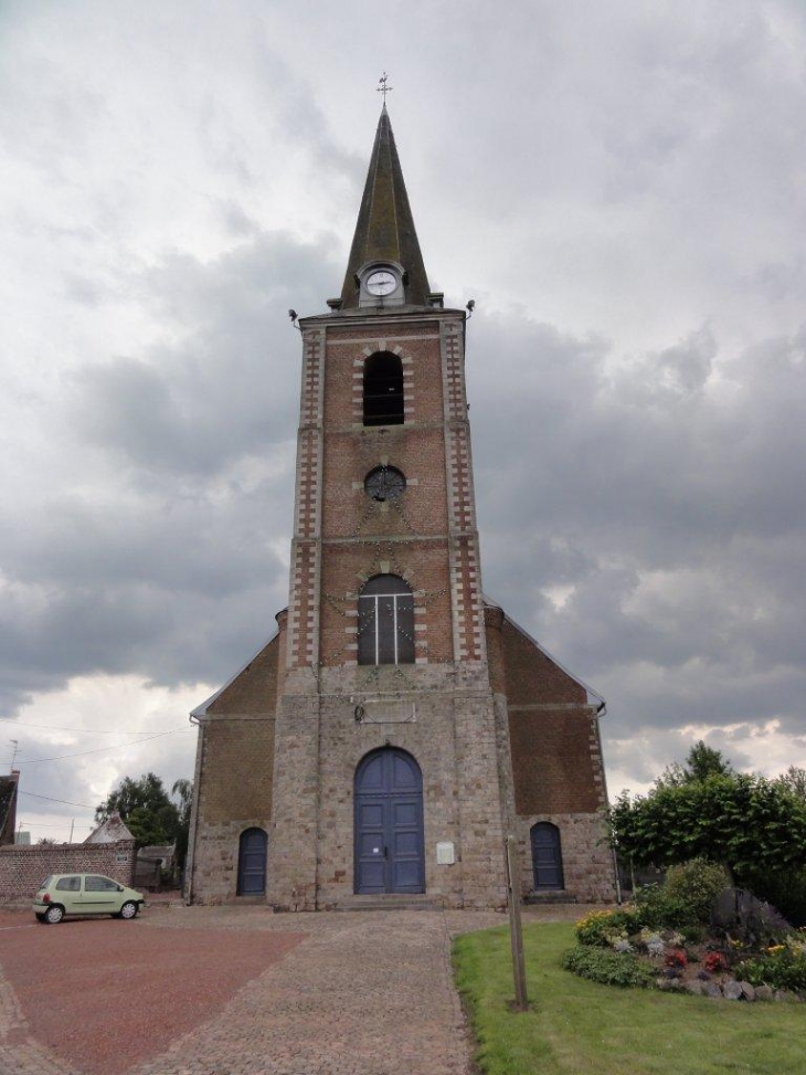 Vendegies-au-Bois (59218) église Saint Humbert
