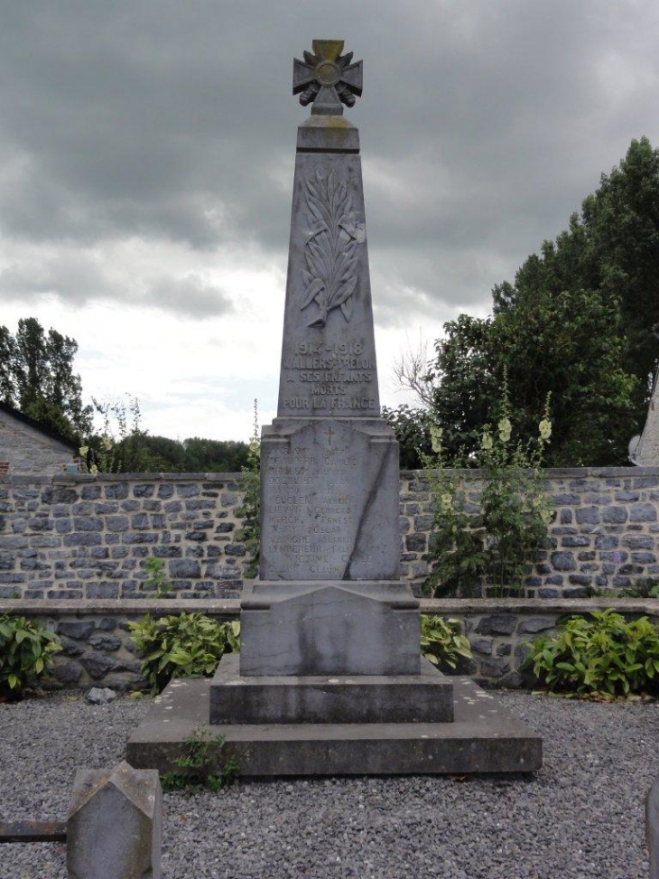 Wallers-Trélon(Nord, Fr) monument aux morts