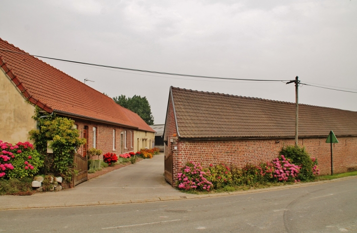 Le Village - Bécourt