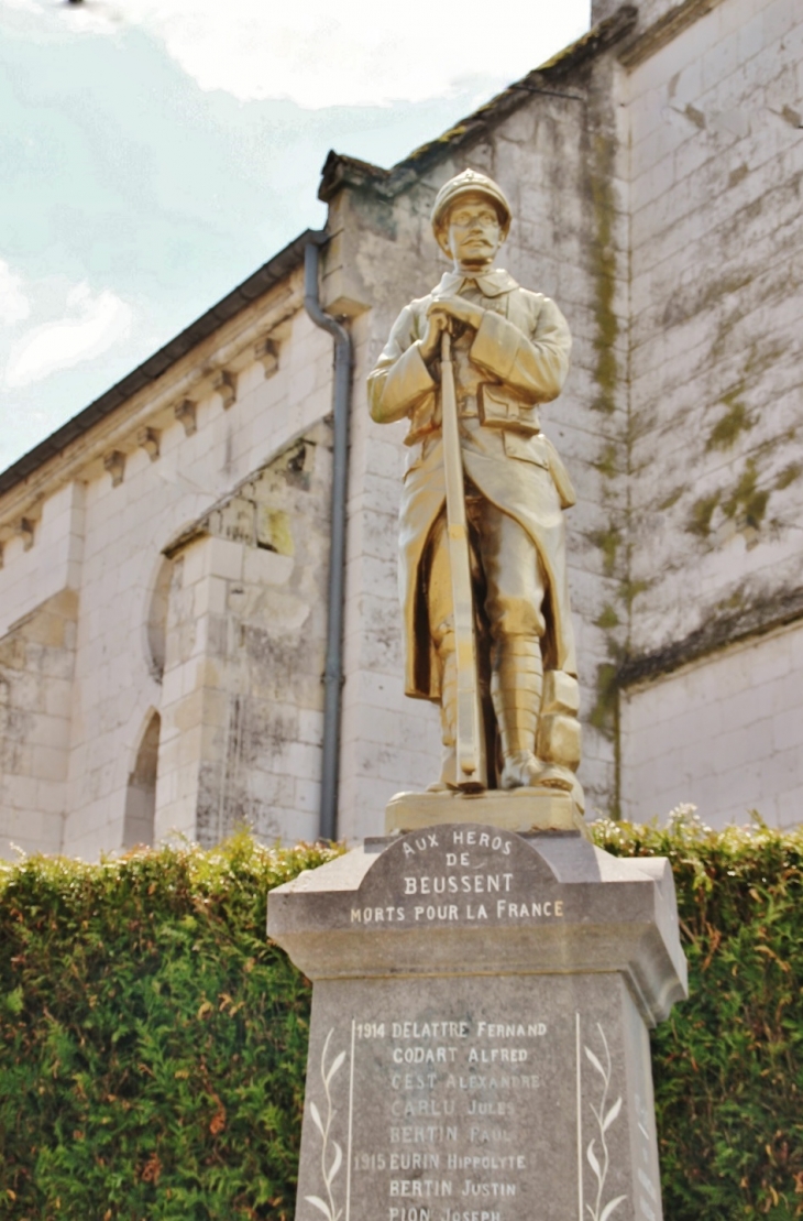 Monument-aux-Morts - Beussent