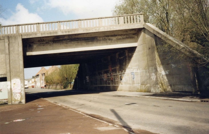 Ancien pont blanc rue henri lefebvre - Beuvry