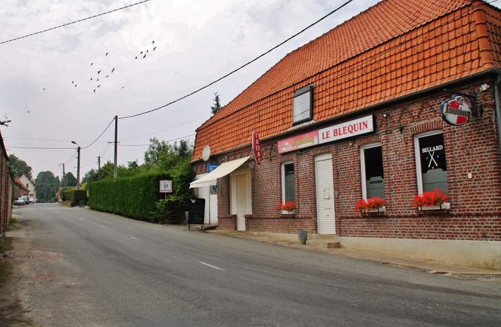 Le Village - Bléquin