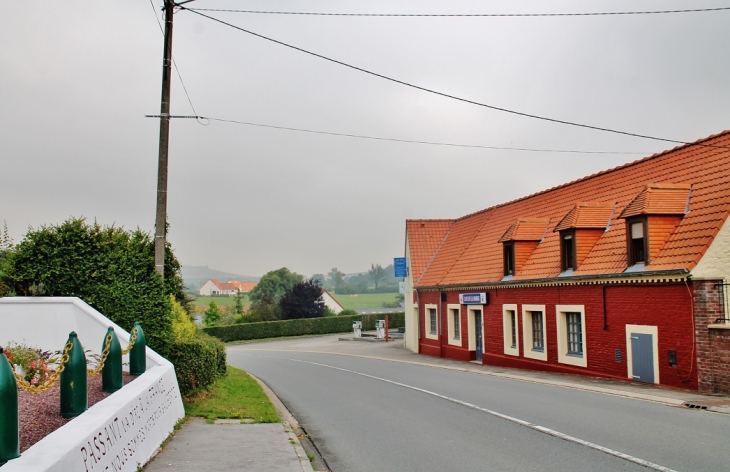 Le Village - Brunembert