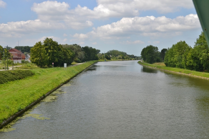 Le Canal - Cuinchy