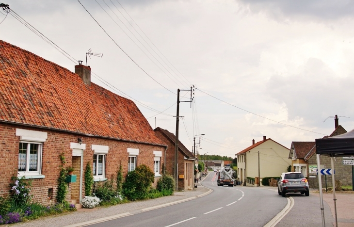 Le Village - Dennebrœucq