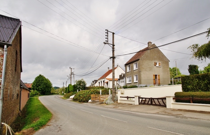 Le Village - Enquin-sur-Baillons