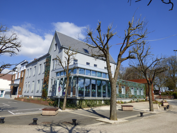 Hotel de ville de la commune - Hersin-Coupigny