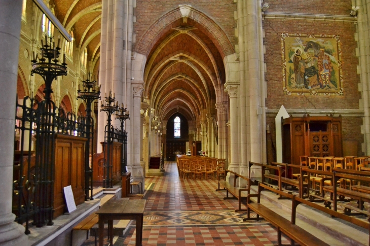 église Saint-Vaast - Laventie