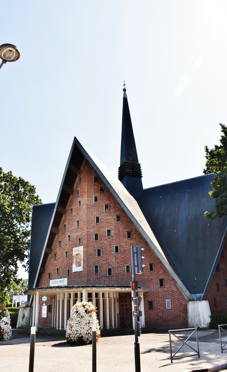  **église Saint-Henri - Libercourt