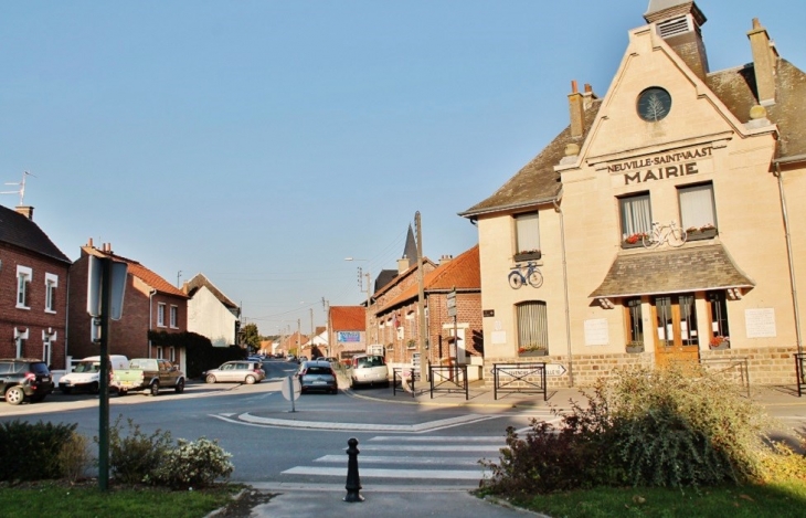 La Commune - Neuville-Saint-Vaast