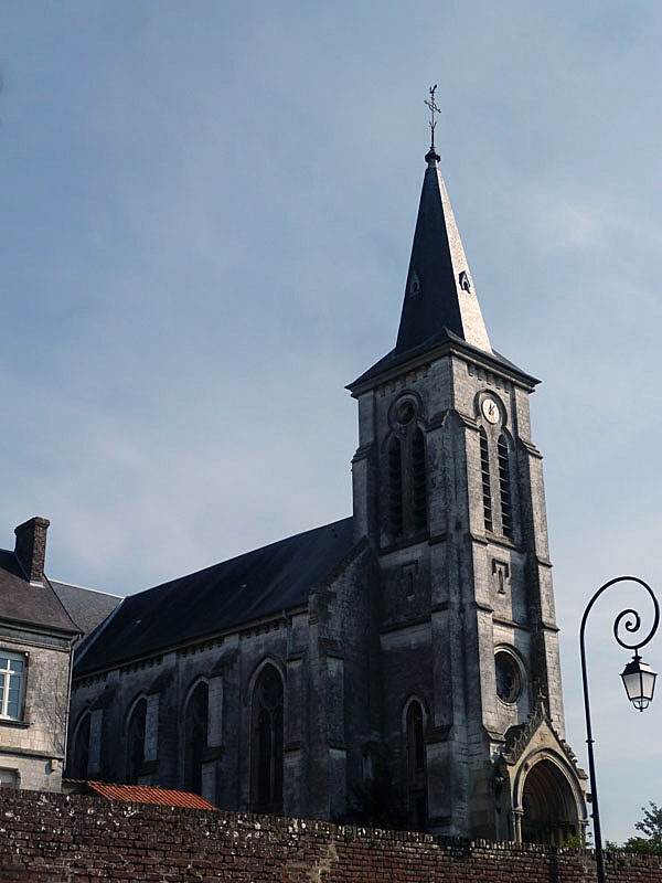 L'église - Neuville-sous-Montreuil