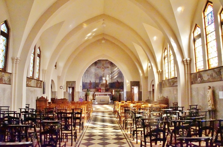 ²²église Sainte-Thérèse  - Offekerque
