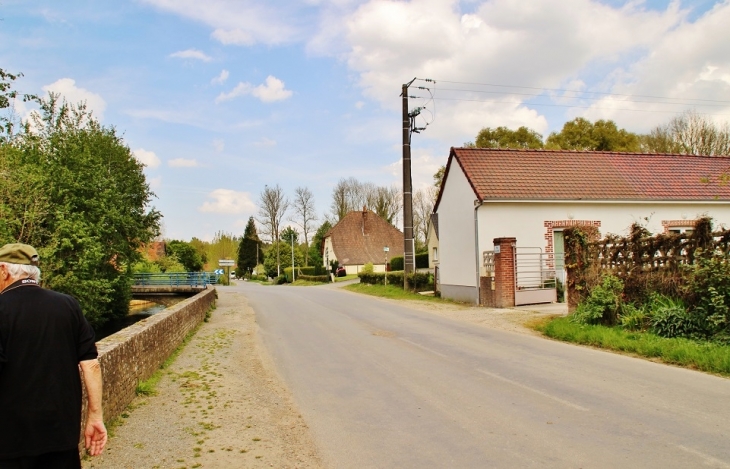Le Village - Renty