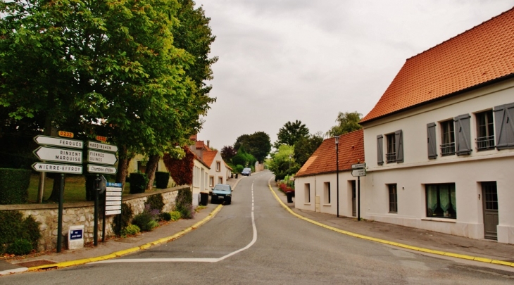 Le Village - Rety