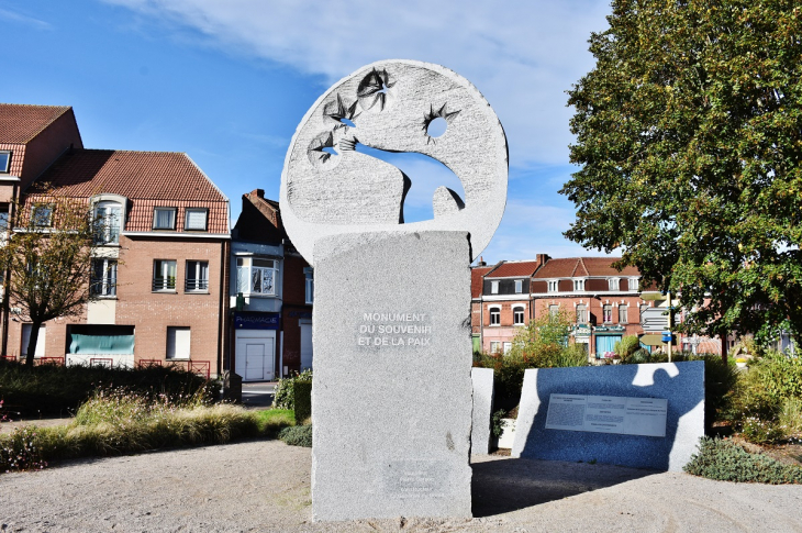 Monument-du-souvenir et de la Paix - Sallaumines