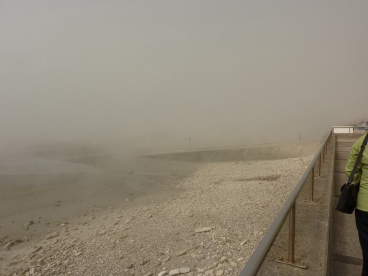 Plage et brouillard - Wimereux