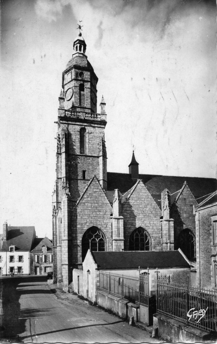 Vue sur l'église vers 1962 - Batz-sur-Mer